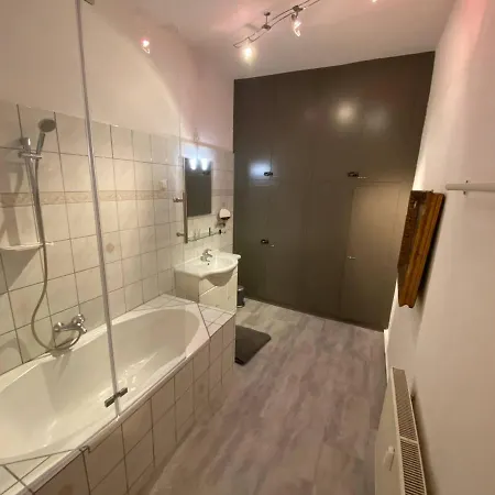 Helle 3-zimmerwohnung In Uninaehe Apartament *